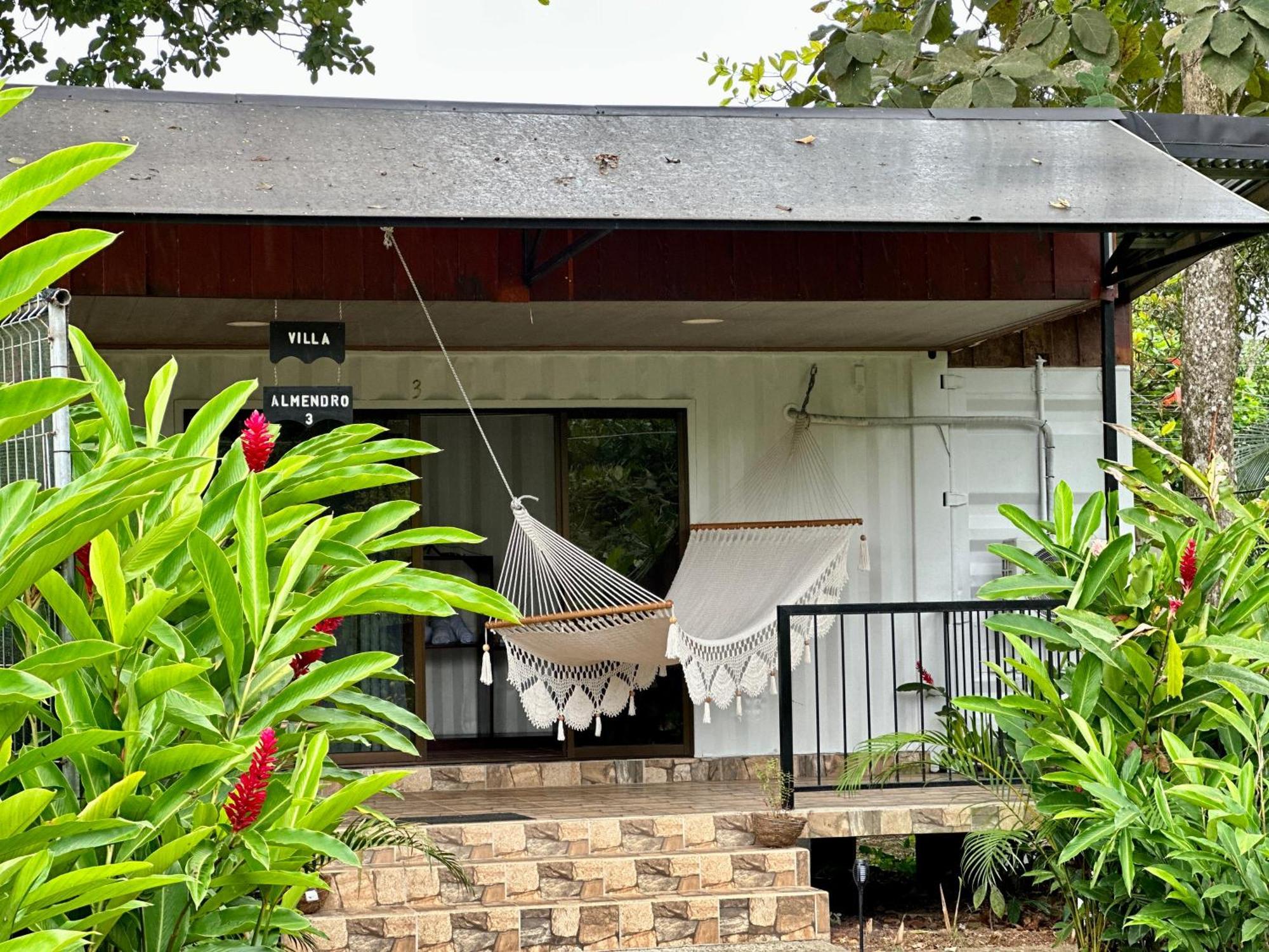Almendros Eco-Villas Ла Фортуна Экстерьер фото